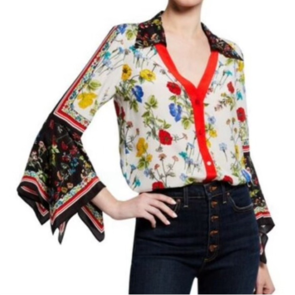 Alice + Olivia
Randa Floral-Print Button-Down Trumpet-Sleeve Blouse